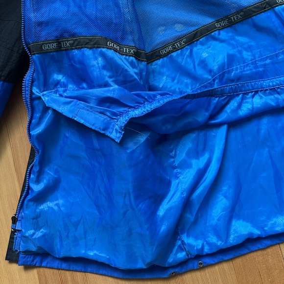 North Face Summit Series GORE-TEX Jacket SHELL Men’s M Gorpcore **READ-FLAWS** - Picture 8 of 16